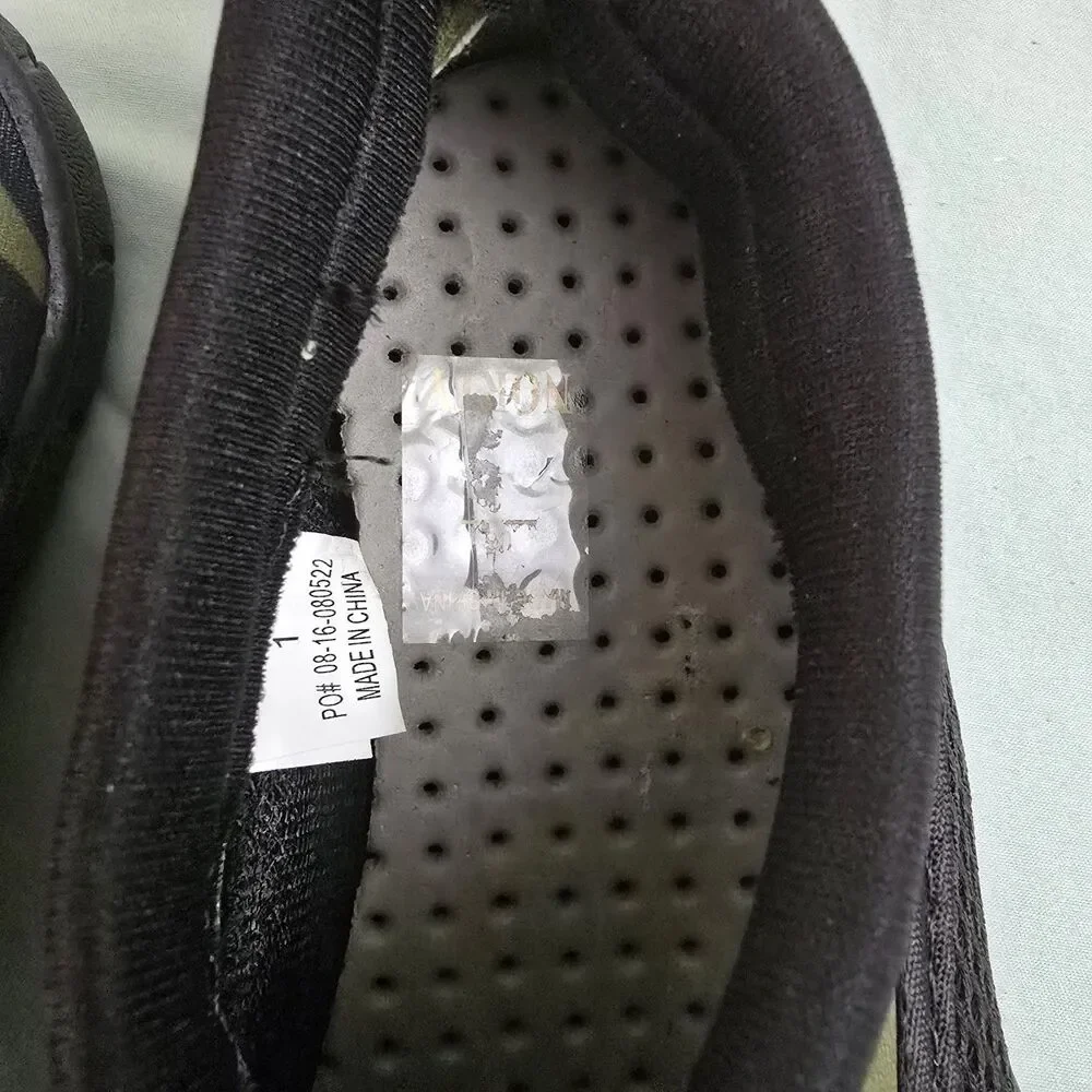 Norty Kids Slip On Camo Green Water Shoes Size 1 New wo Tag Childrens Barefoot